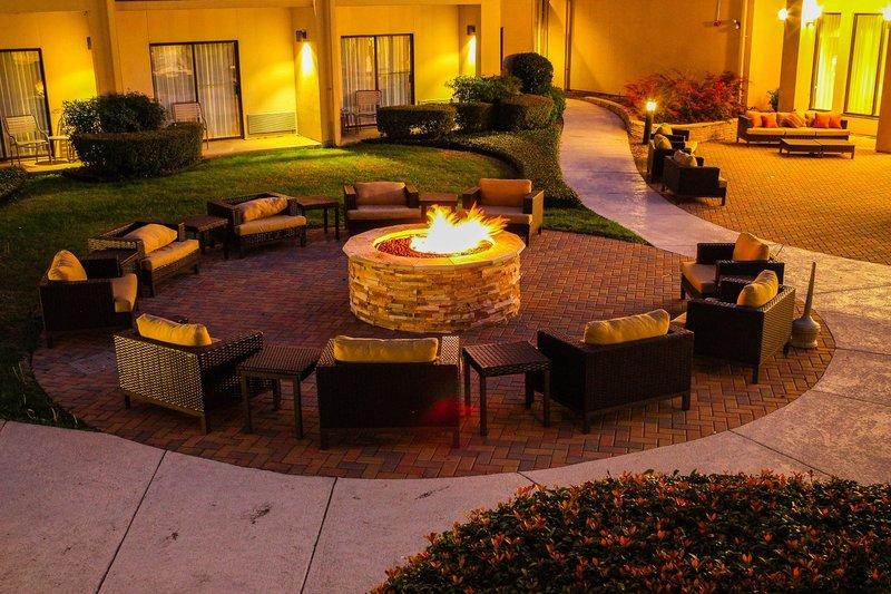 Country Inn & Suites By Radisson, Dallas-Love Field Extérieur photo